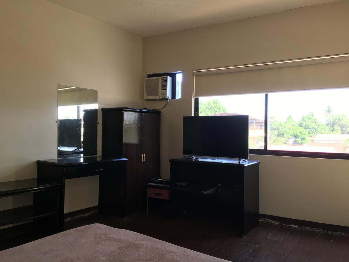 South Prince Residences And Inn ダバオ　シティ エクステリア 写真
